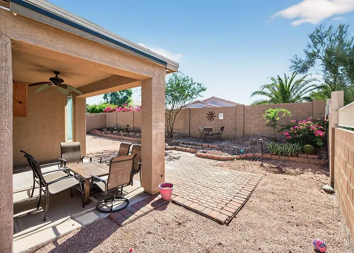 Family‑friendly 4‑bed | Patio, & Fast Wi‑fi *