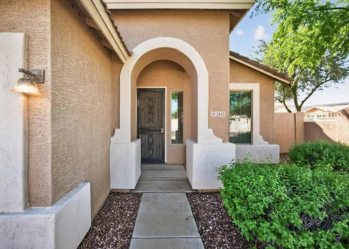 Holiday home Family‑friendly 4‑bed | Patio, & Fast Wi‑fi