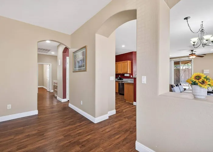 Holiday home Family‑friendly 4‑bed | Patio, & Fast Wi‑fi