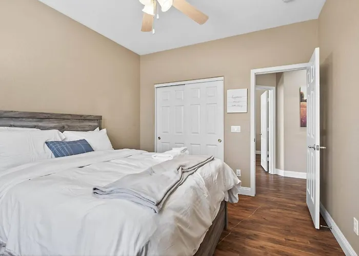 Holiday home Family‑friendly 4‑bed | Patio, & Fast Wi‑fi Phoenix